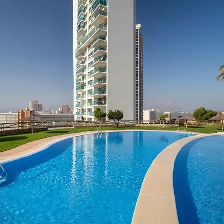 Sky High On The 38th Floor - Sea Views Apartment