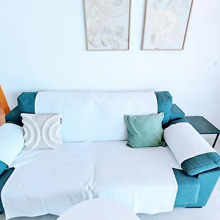 Sky High On The 38th Floor - Sea Views Appartamento *