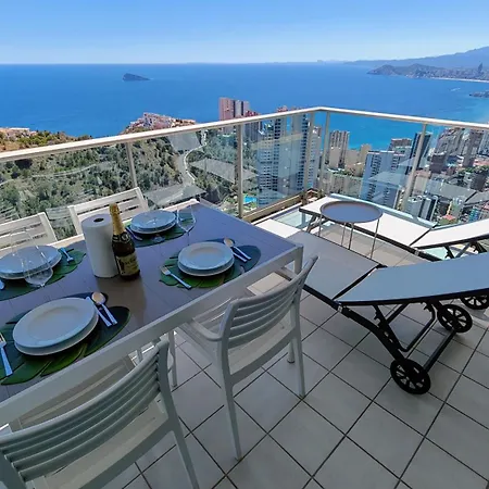 Sky High On The 38th Floor - Sea Views Appartamento Benidorm